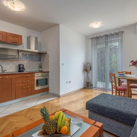 Apartment Amela Poreč Kültér fotó