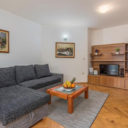 Apartment Amela Poreč Kültér fotó