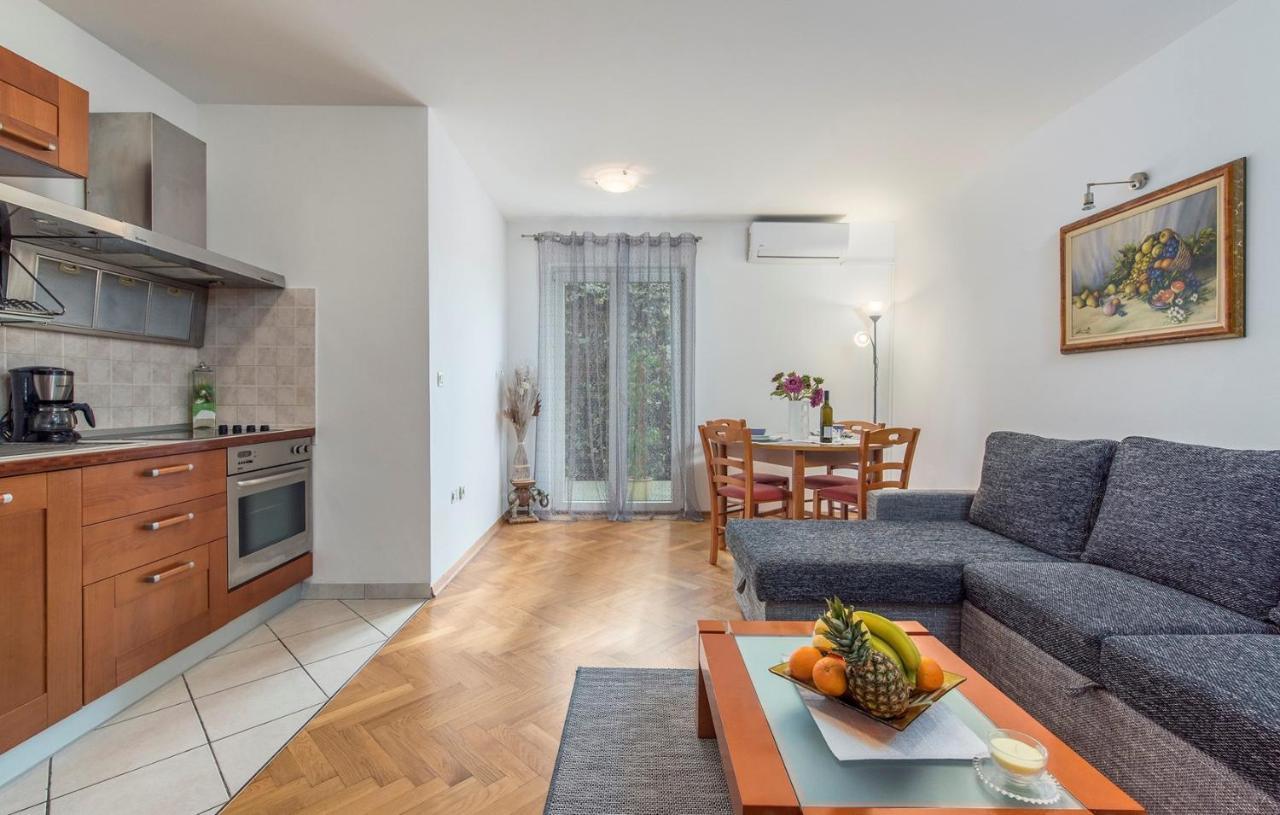 Apartment Amela Poreč Kültér fotó