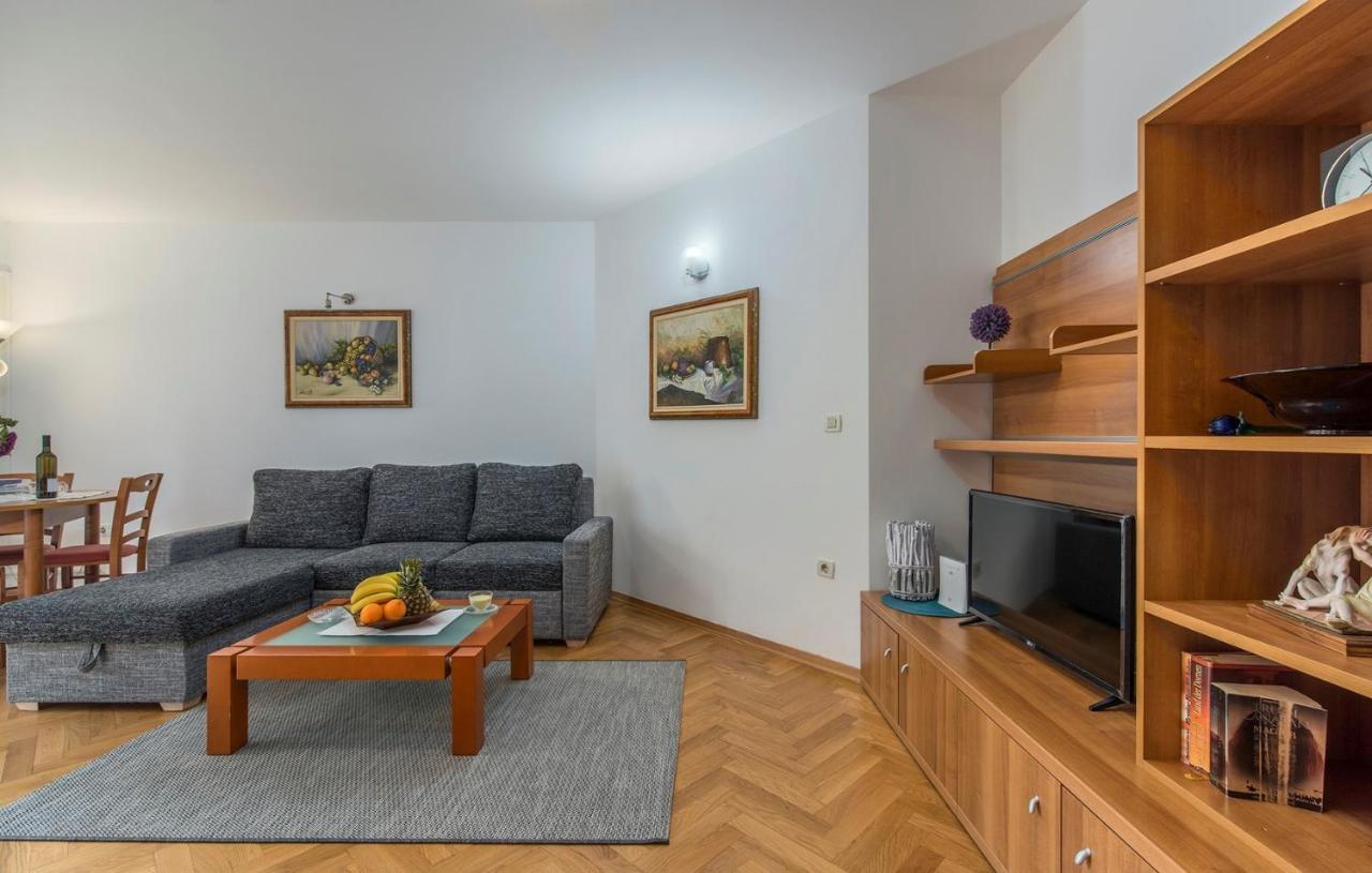 Apartment Amela Poreč Kültér fotó