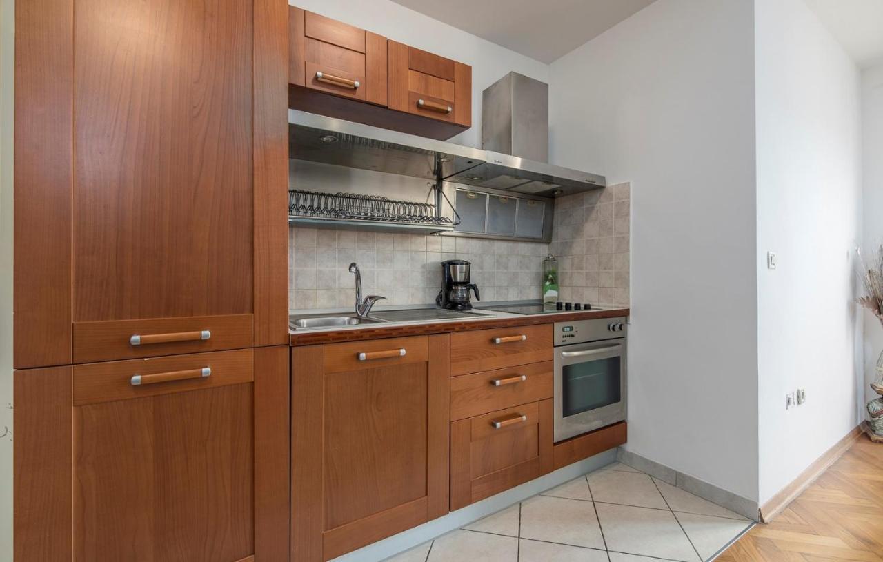 Apartment Amela Poreč Kültér fotó
